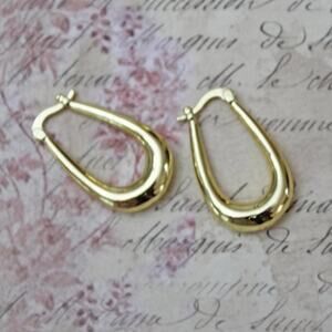 New Gold Plated Over 925 Silver Oval Hoop Earrings E41